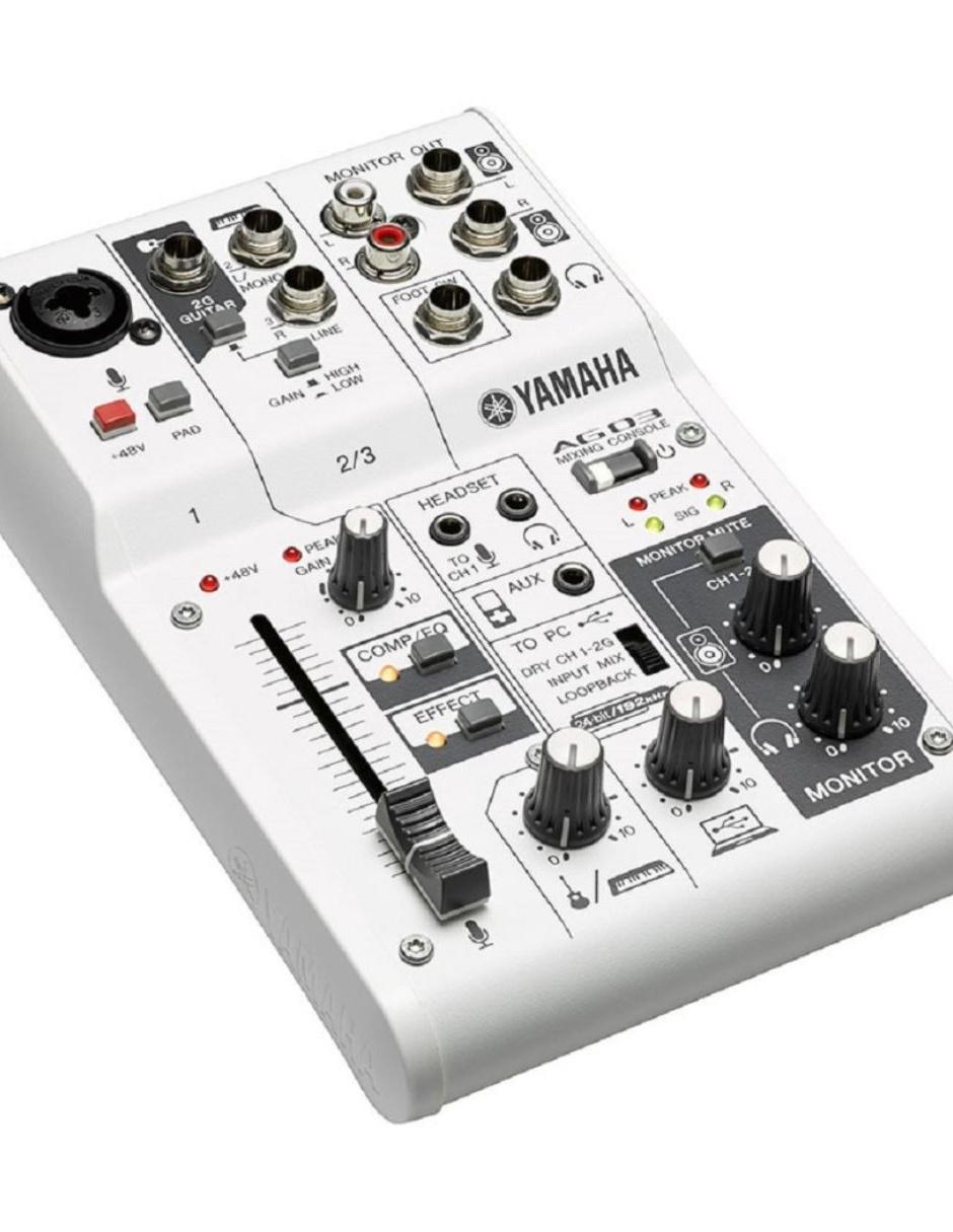 Mezcladora Multiusos Yamaha AG03 3 Canales con Interfaz de Audio USB