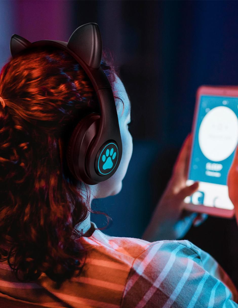 Audífonos Over-Ear inalámbricos 9
