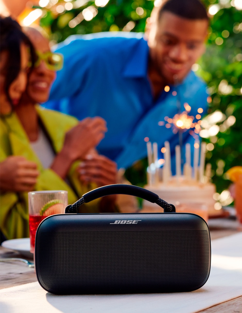 Bocina portátil Soundlink Max bluetooth 6