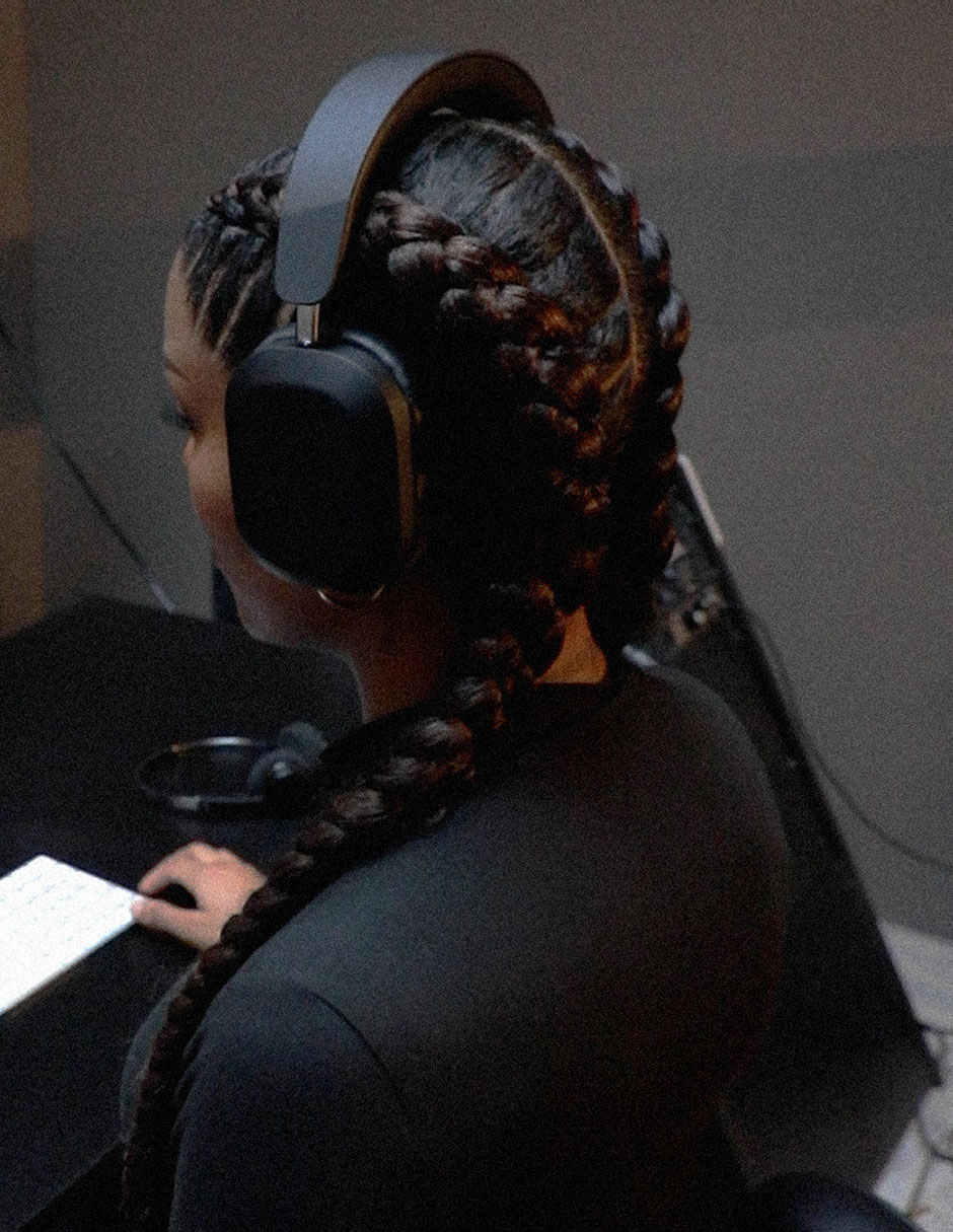 Audífonos Over-Ear Dual driver inalámbrica con cancelación de ruido 5
