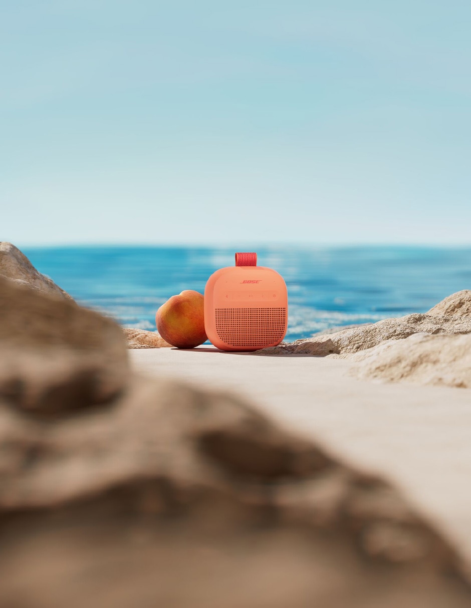 Bocina recargable Soundlink Micro 2 7